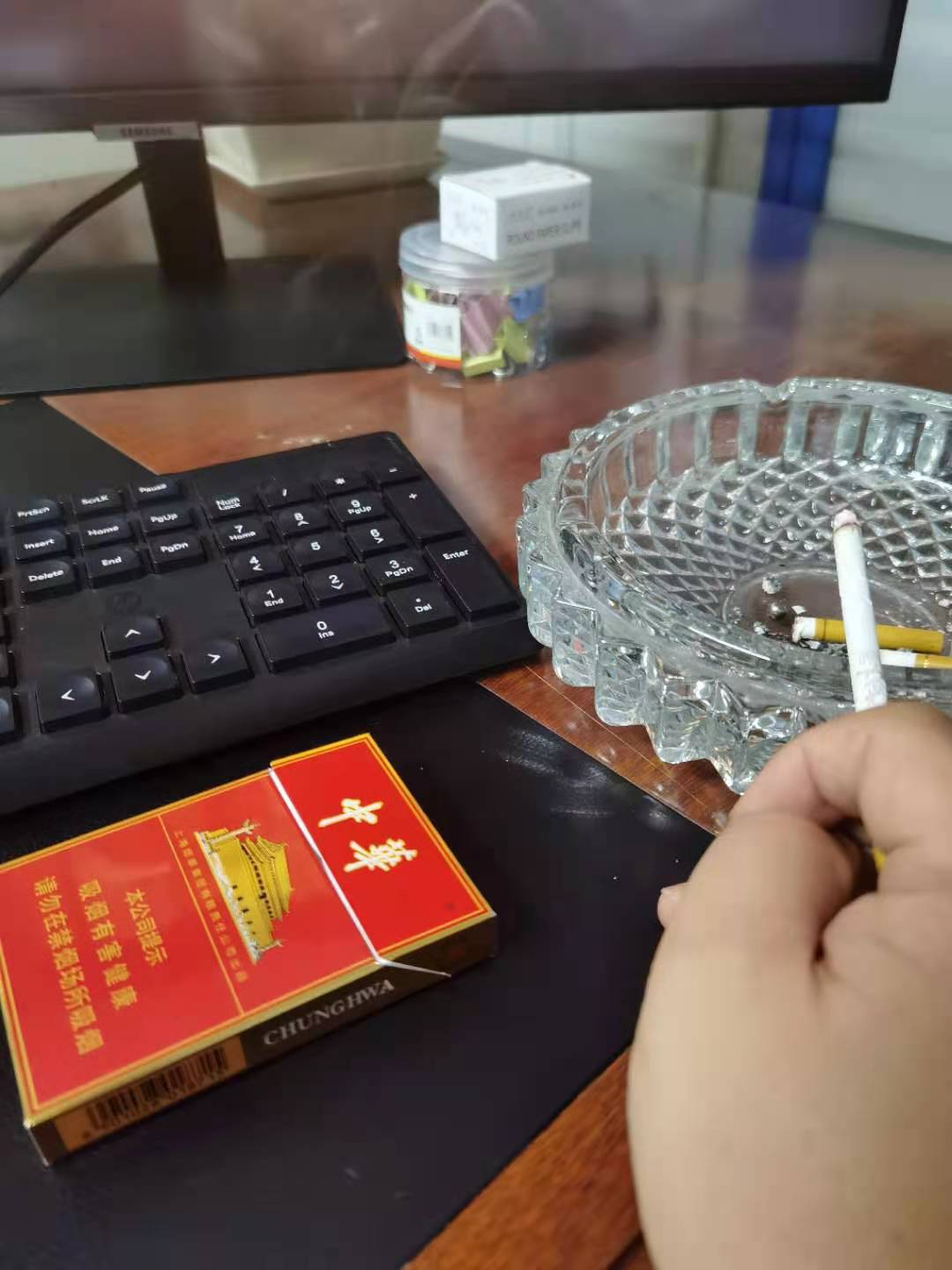 2242879376.jpg